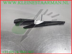 Used Rear wiper arm Suzuki Grand Vitara II (JT) 2.0 16V Price € 35,00 Margin scheme offered by Kleine Staarman B.V. Autodemontage