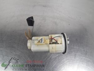 Usados Bomba de gasolina Toyota Yaris (P1) 1.3 16V VVT-i Precio € 35,00 Norma de margen ofrecido por Kleine Staarman B.V. Autodemontage