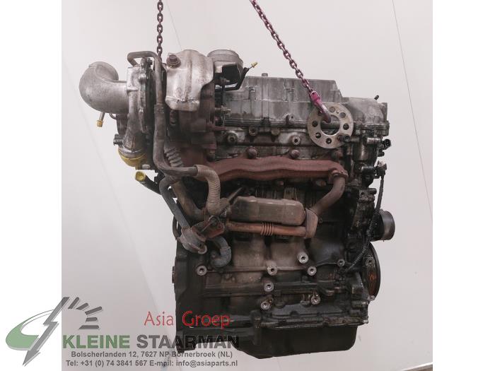 Motor de un Toyota Avensis Wagon (T25/B1E) 2.0 16V D-4D-F 2008