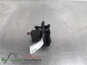 Gebrauchte Bremszange links vorne Daihatsu Cuore (L251/271/276) 1.0 12V DVVT Preis auf Anfrage angeboten von Kleine Staarman B.V. Autodemontage