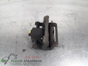 Used Rear brake calliper, right Hyundai Sonata 3.3 V6 24V Price on request offered by Kleine Staarman B.V. Autodemontage