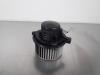 Heating and ventilation fan motor from a Kia Carens II (FJ), 2002 / 2013 1.8i 16V, MPV, Petrol, 1.793cc, 93kW (126pk), FWD, TB, 2002-07 / 2006-08, FJ 2003