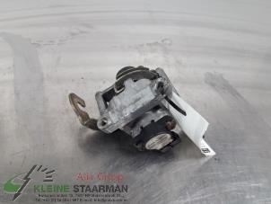 Used Throttle pedal position sensor Mitsubishi Space Wagon (N8/N9) 2.4 16V GDI GLX Price on request offered by Kleine Staarman B.V. Autodemontage