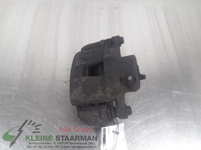 Front brake calliper, left from a Daewoo Lacetti (KLAN) 1.4 16V 2006