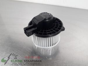 Usados Motor de ventilador de calefactor Mazda CX-5 Precio de solicitud ofrecido por Kleine Staarman B.V. Autodemontage