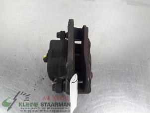 Used Front brake calliper, left Mitsubishi Outlander (CW) 2.4 16V Mivec 4x2 Price on request offered by Kleine Staarman B.V. Autodemontage