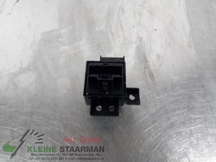 PDC Schalter van een Kia Sportage (SL) 1.6 GDI 16V 4x2 2011
