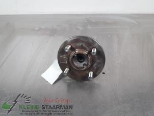 Used Rear hub Hyundai i20 1.2i 16V Price on request offered by Kleine Staarman B.V. Autodemontage