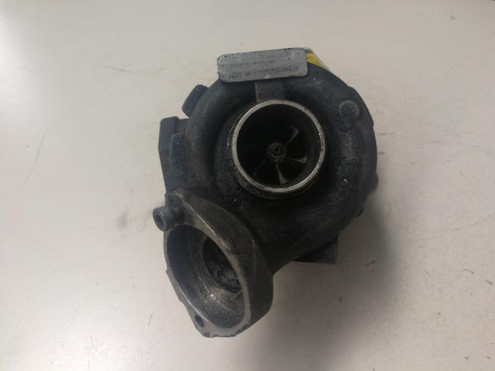 Usagé Turbo BMW 3 serie (E46/2) 320 Cd 16V Prix € 108,90 Prix TTC proposé par Autosloperij de Turk