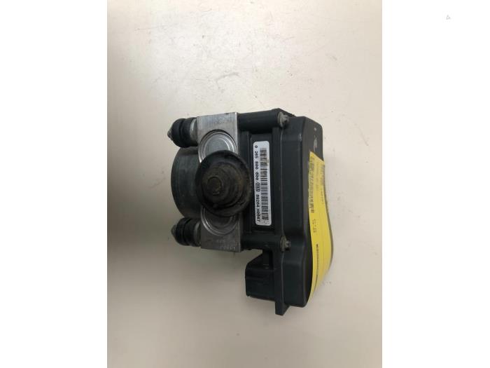 Usagé Pompe ABS Fiat 500 (312) 1.2 Prix € 82,28 Prix TTC proposé par Autosloperij de Turk