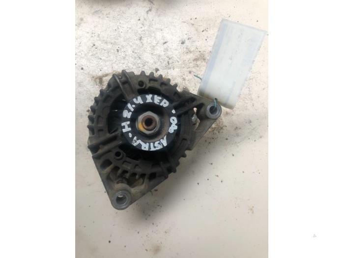 Gebrauchte Dynamo Opel Astra H (L48) 1.4 16V Twinport Preis € 32,67 Mit Mehrwertsteuer angeboten von Autosloperij de Turk