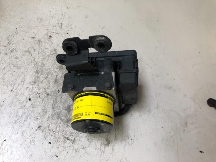 Usagé Bloc ABS Audi A3 (8L1) 1.6 Prix € 32,67 Prix TTC proposé par Autosloperij de Turk