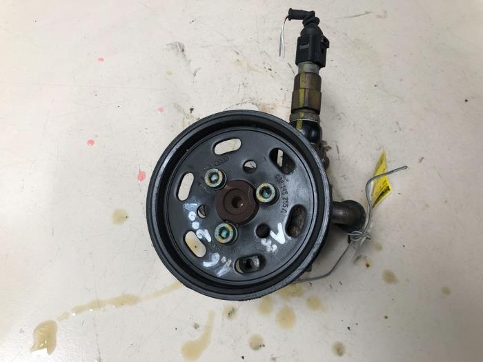Usagé Pompe de direction Audi A3 (8L1) 1.6 Prix € 30,25 Prix TTC proposé par Autosloperij de Turk