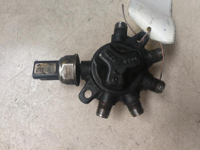 Begagnade Högtryckspump Renault Megane II (BM/CM) 1.5 dCi 100 Pris € 82,28 Inklusive moms erbjuds av Autosloperij de Turk