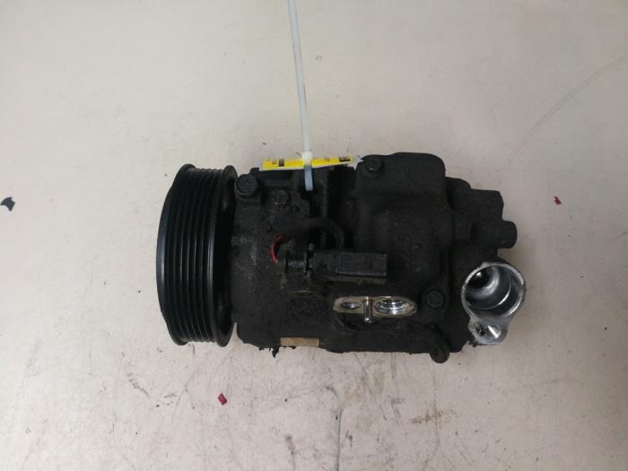 Usagé Pompe clim Skoda Fabia II (5J) 1.2i Prix € 42,35 Prix TTC proposé par Autosloperij de Turk
