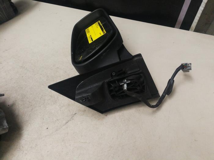 Mirror housing, right Ford Focus 2 C+C 2.0 16V - 212836346