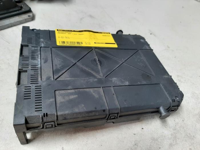 Fuse box from a Peugeot 207 2009