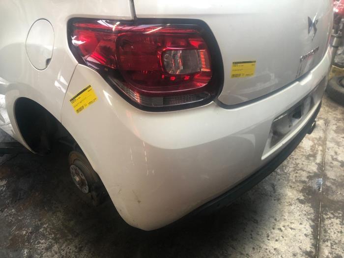 Bakre stötfångare från en Citroën DS3 (SA) 1.6 VTi 120 16V 2010