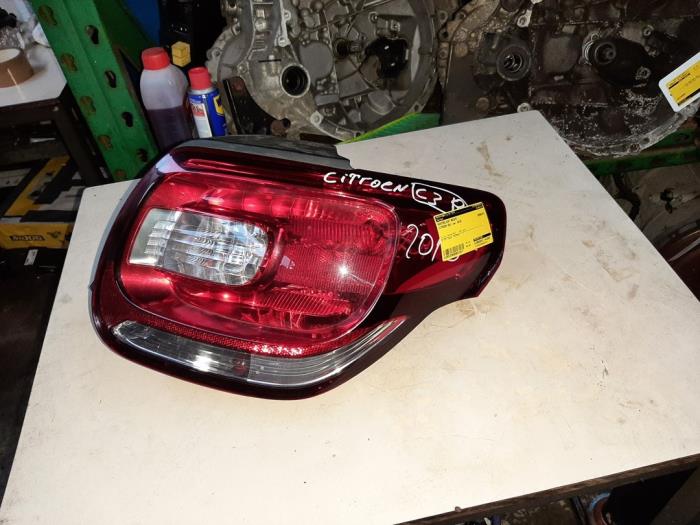 Baklykta, höger från en Citroën DS3 (SA) 1.6 VTi 120 16V 2010