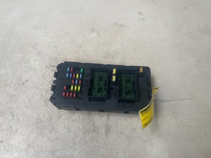 Fuse box from a Jeep Grand Cherokee (WH/WK)  2008