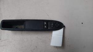 Gebrauchte Elektrisches Fenster Schalter Citroen DS4 (NX) Preis € 30,00 Margenregelung angeboten von Autosloperij de Turk