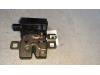 Tailgate lock mechanism from a MINI Clubman (R55) 1.4 16V One 2007