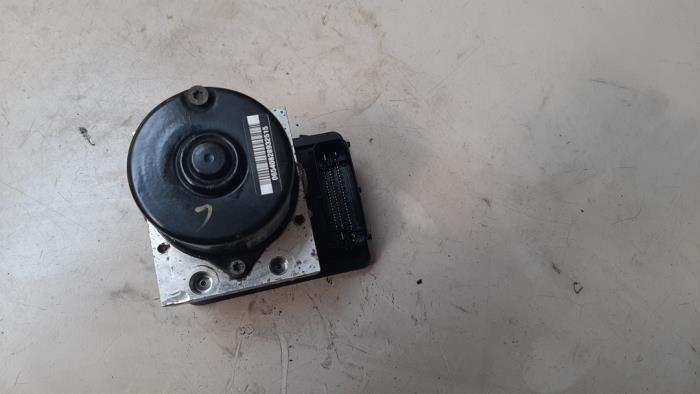 Usagé Pompe ABS Opel Astra J GTC (PD2/PF2) 1.4 Turbo 16V ecoFLEX 120 Prix € 217,80 Prix TTC proposé par Autosloperij de Turk