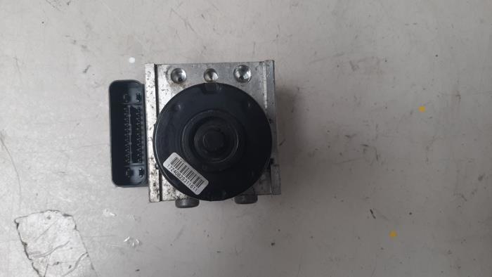 Begagnade ABS-pump Peugeot 207/207+ (WA/WC/WM) 1.4 16V VTi Pris € 82,28 Inklusive moms erbjuds av Autosloperij de Turk