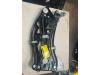 Rear window mechanism 2-door, right from a Peugeot 207 CC (WB), 2007 / 2015 1.6 16V, Convertible, Petrol, 1.598cc, 88kW (120pk), FWD, EP6C; 5FS, 2009-07 / 2013-10, WB5FS 2010