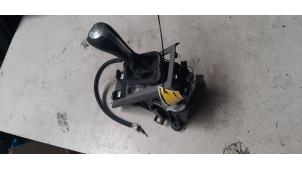 Used Gear stick Landrover Discovery II 2.5 Td5 Price € 75,00 Margin scheme offered by Autosloperij de Turk