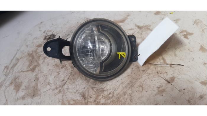 Fog light, front right from a MINI Clubman (R55) 1.6 16V Cooper 2010