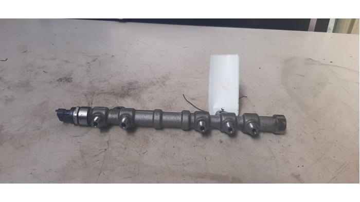 Begagnade Bränsletryckssensor Fiat Doblo (263) 1.3 D Multijet DPF Euro 5 Pris € 108,90 Inklusive moms erbjuds av Autosloperij de Turk