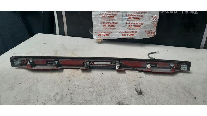 Tailgate handle from a Toyota Corolla Verso (R10/11) 1.6 16V VVT-i 2009