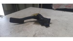 Usados Sensor de posición de acelerador Opel Astra J (PC6/PD6/PE6/PF6) 1.3 CDTI 16V EcoFlex Precio € 26,62 IVA incluido ofrecido por Autosloperij de Turk