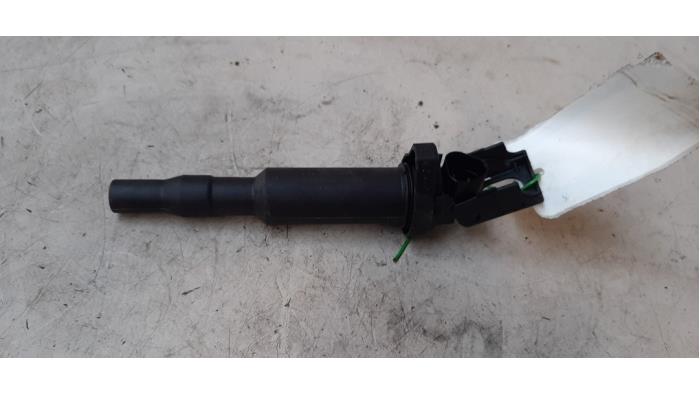 Ignition coil from a MINI Mini (R56) 1.6 16V One 2010