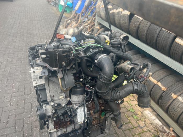 Motor from a Peugeot 307 CC (3B) 2.0 HDIF 16V 2007