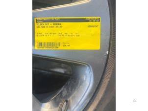 Usados Juego de llantas y neumáticos Kia Cee'd (JDB5) 1.4i 16V LPG Precio € 250,00 Norma de margen ofrecido por Autosloperij de Turk