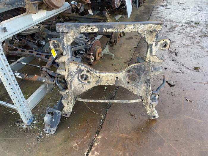 Used Subframe Mercedes Vito (639.6) 2.2 111 CDI 16V 4x4 Price € 108,90 Inclusive VAT offered by Autosloperij de Turk