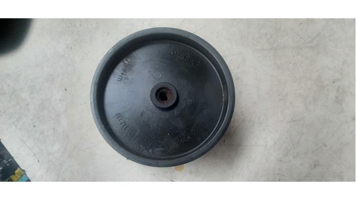Usagé Pompe de direction Mercedes C Sportcoupé (C203) 1.8 C-180K 16V Prix € 54,45 Prix TTC proposé par Autosloperij de Turk