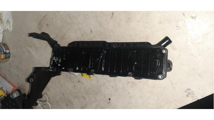 Gebrauchte Ventildeckel Ford Focus 3 1.6 TDCi ECOnetic Preis € 32,67 Mit Mehrwertsteuer angeboten von Autosloperij de Turk