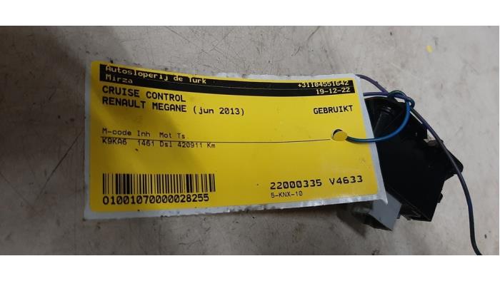 Cruise Control from a Renault Megane III Grandtour (KZ) 1.5 dCi 110 2013