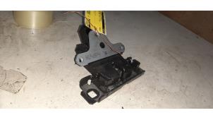 Used Tailgate lock mechanism Ford Grand C-Max (DXA) 1.0 Ti-VCT EcoBoost 12V 100 Price € 25,00 Margin scheme offered by Autosloperij de Turk