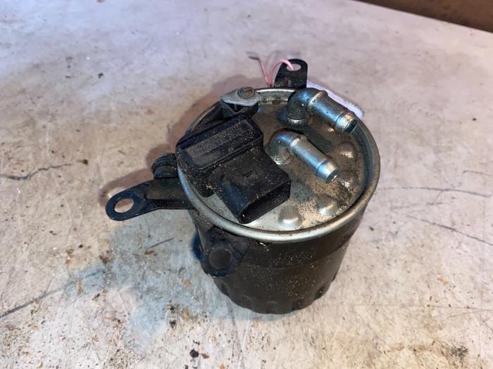 Usagé Filtre à carburant Mercedes E (C207) E-350 CDI BlueEfficiency 3.0 V6 24V Prix € 10,89 Prix TTC proposé par Autosloperij de Turk