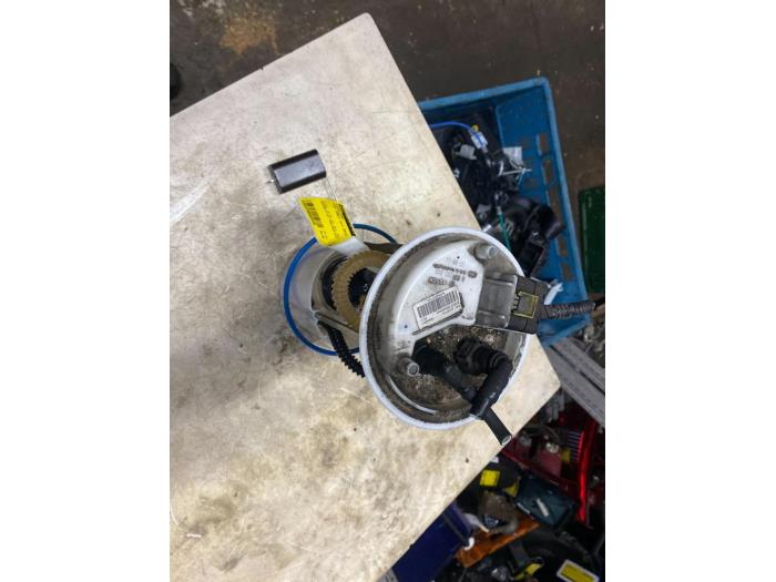 Begagnade Dieselpump Fiat Doblo Cargo (263) 1.3 D Multijet Pris € 54,45 Inklusive moms erbjuds av Autosloperij de Turk