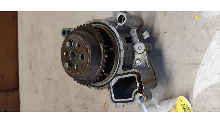 Begagnade Vattenpump Saab 9-3 II (YS3F) 2.0t 16V Pris € 54,45 Inklusive moms erbjuds av Autosloperij de Turk