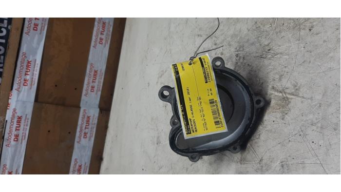 Begagnade Vattenpump Mercedes C (W204) 1.8 C-180 CGI 16V Pris € 43,56 Inklusive moms erbjuds av Autosloperij de Turk