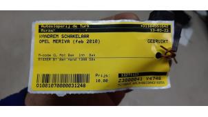 Handbremse Schalter van een Opel Meriva (B) 1.4 16V Ecotec 2010