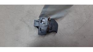 Handbremse Schalter van een Opel Meriva (B) 1.4 16V Ecotec 2010