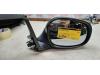 Rétroviseur extérieur droit d'un BMW 1 serie (E81), 2006 / 2012 116i 2.0 16V, Berline avec hayon arrière, 2 portes, Essence, 1.995cc, 90kW (122pk), RWD, N43B20A, 2008-11 / 2011-12, UK31; UK32 2010