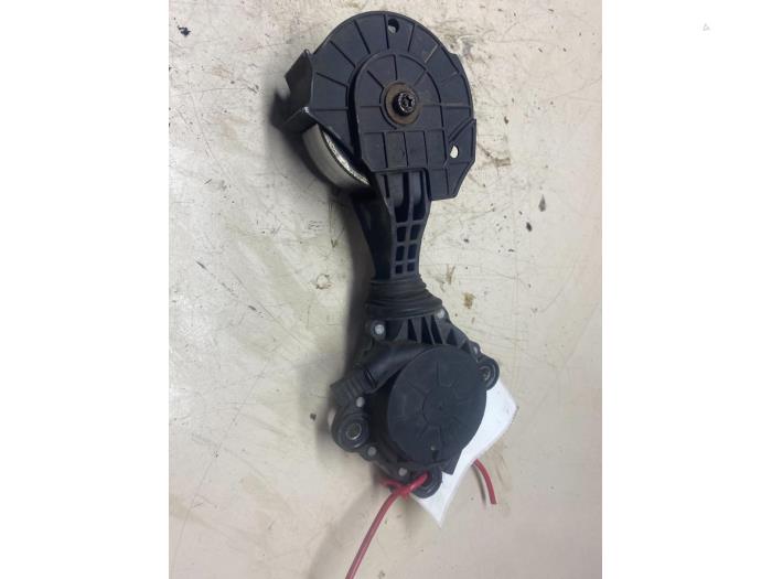 Usagé Divers Mini Mini (R56) 1.6 16V Cooper Prix € 32,67 Prix TTC proposé par Autosloperij de Turk